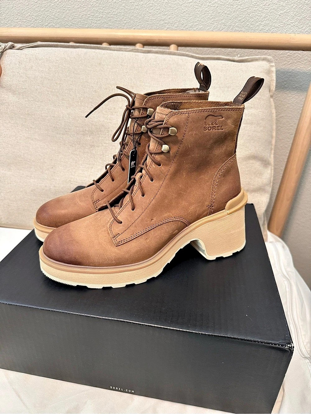 🫎 Sorel Hi-Line Heel Lace-Up Platform Boots 🥾 10 NWT